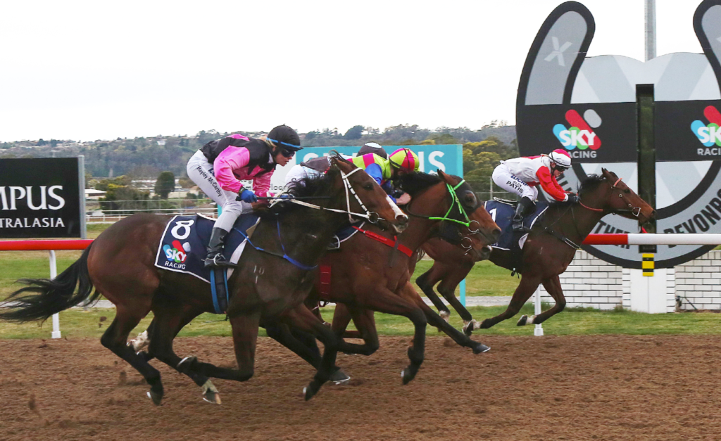 15/9/2024 Horse Racing Tips and Best Bets – Devonport