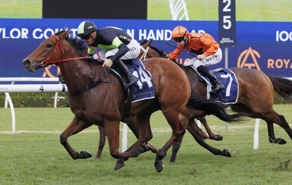 The Black Cloud descends on Randwick rivals